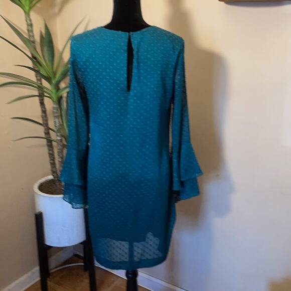 Emerald Green HM long sleeve shift dress - Picture 2 of 5